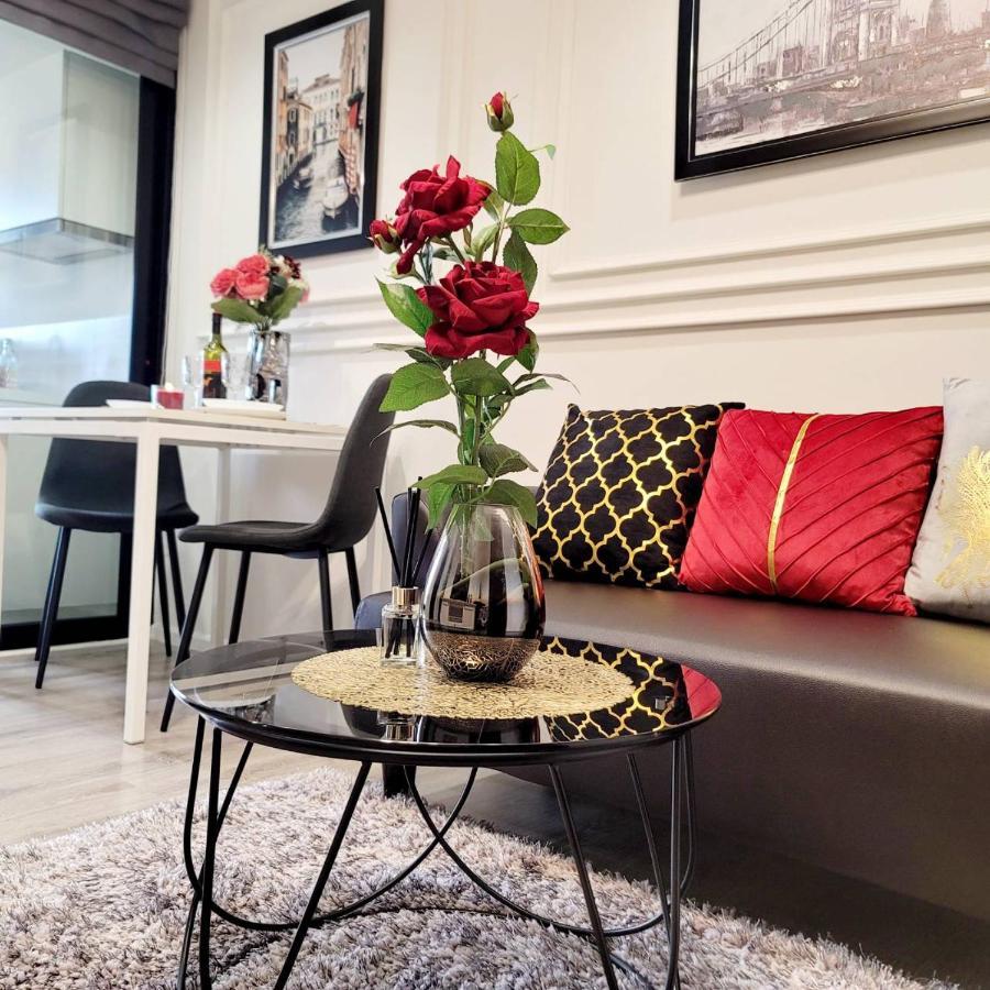 Knightsbridge Bts Bearing Apartamento Ban Khlong Samrong Exterior foto